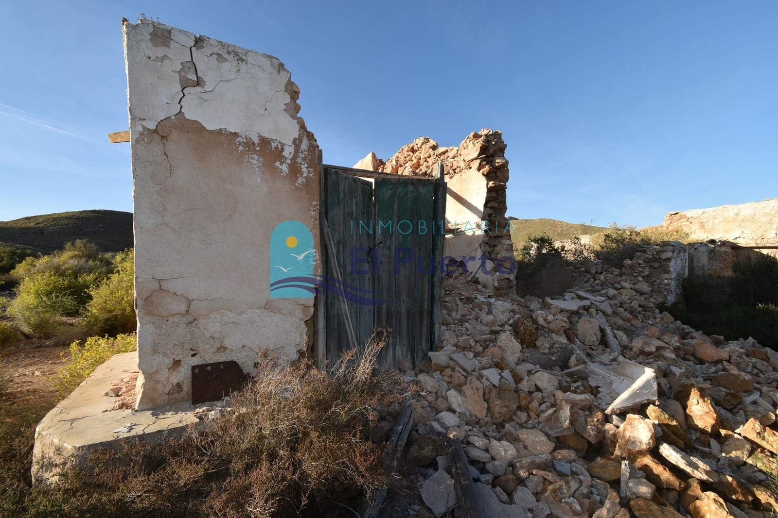 Grunde uden byggetilladelser til salg i Puerto de Mazarron - € 85.000 (Ref: 7481819)