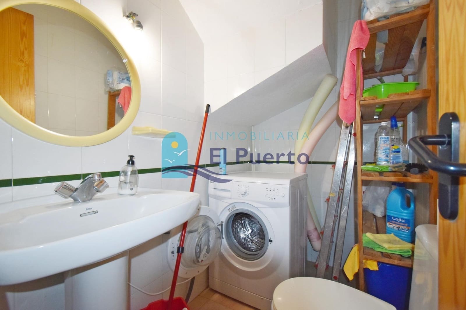 3 bedroom Apartment for sale in Alamillo with pool - € 199,990 (Ref: 7900179)