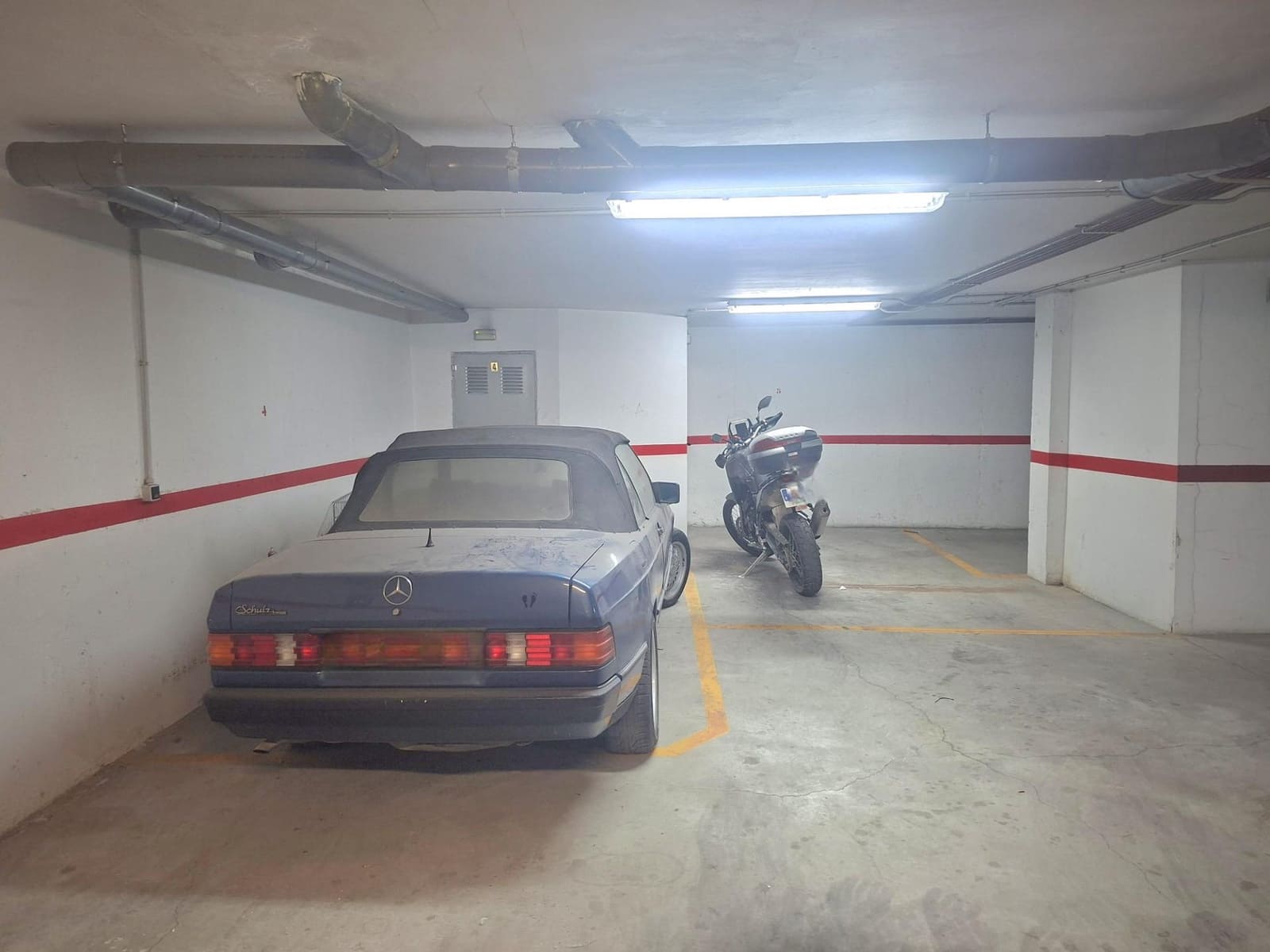 Garage til salg i Puerto de Mazarron - € 10.500 (Ref: 7933934)