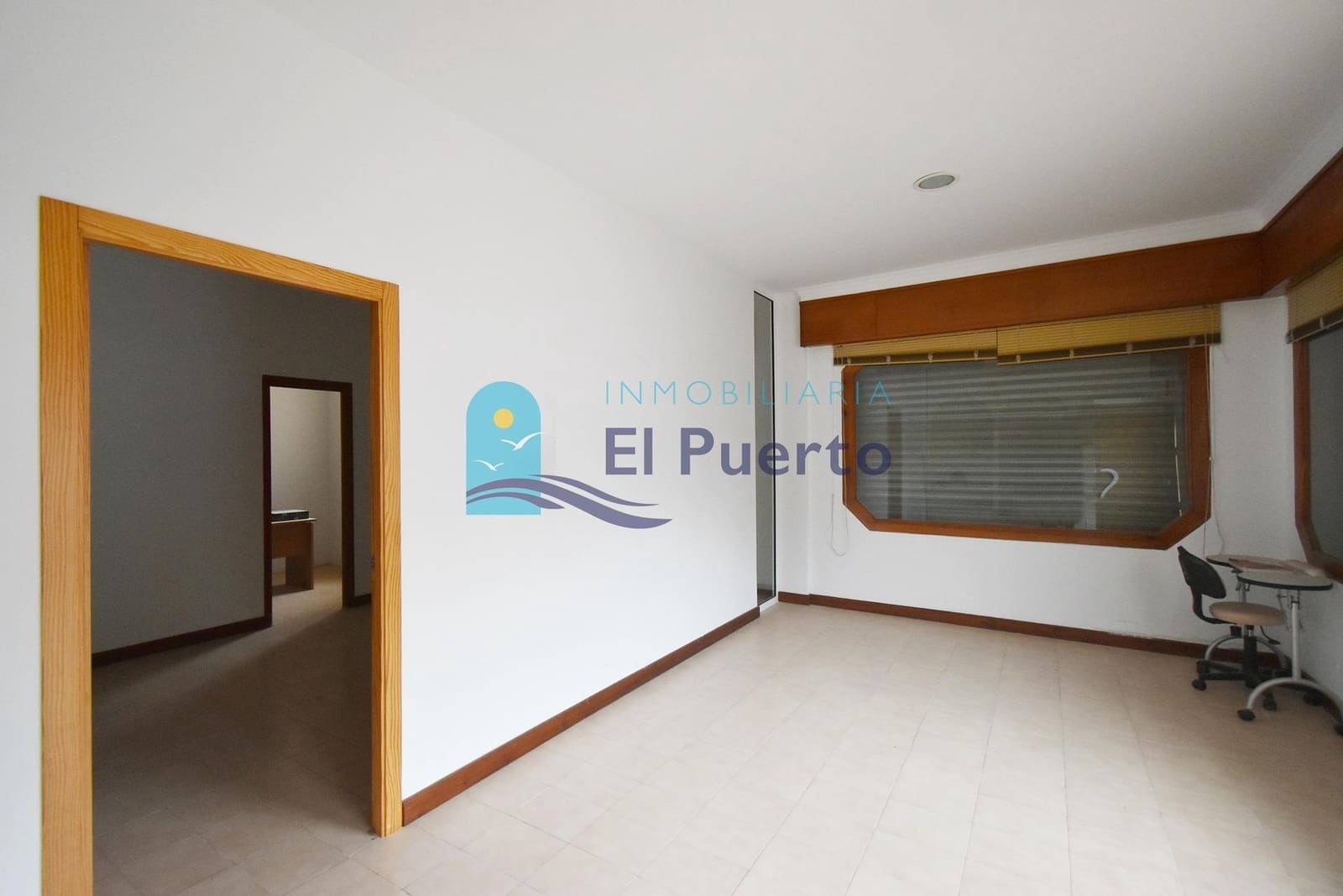 Commerciale in vendita in Puerto de Mazarron - 125.000 € (Rif: 7970138)