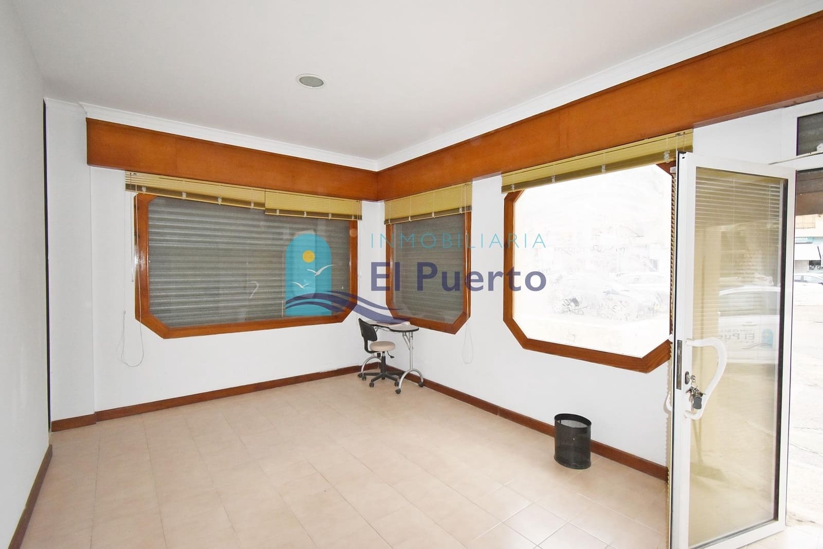 Commerciale in vendita in Puerto de Mazarron - 125.000 € (Rif: 7970138)