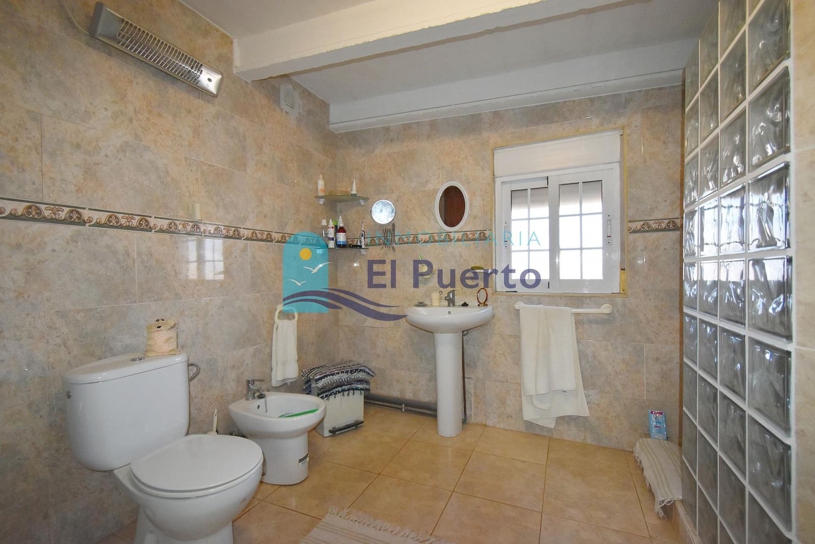 7 soveværelse Finca/Landehus til salg i Campillo de Abajo med swimmingpool - € 299.950 (Ref: 8005675)