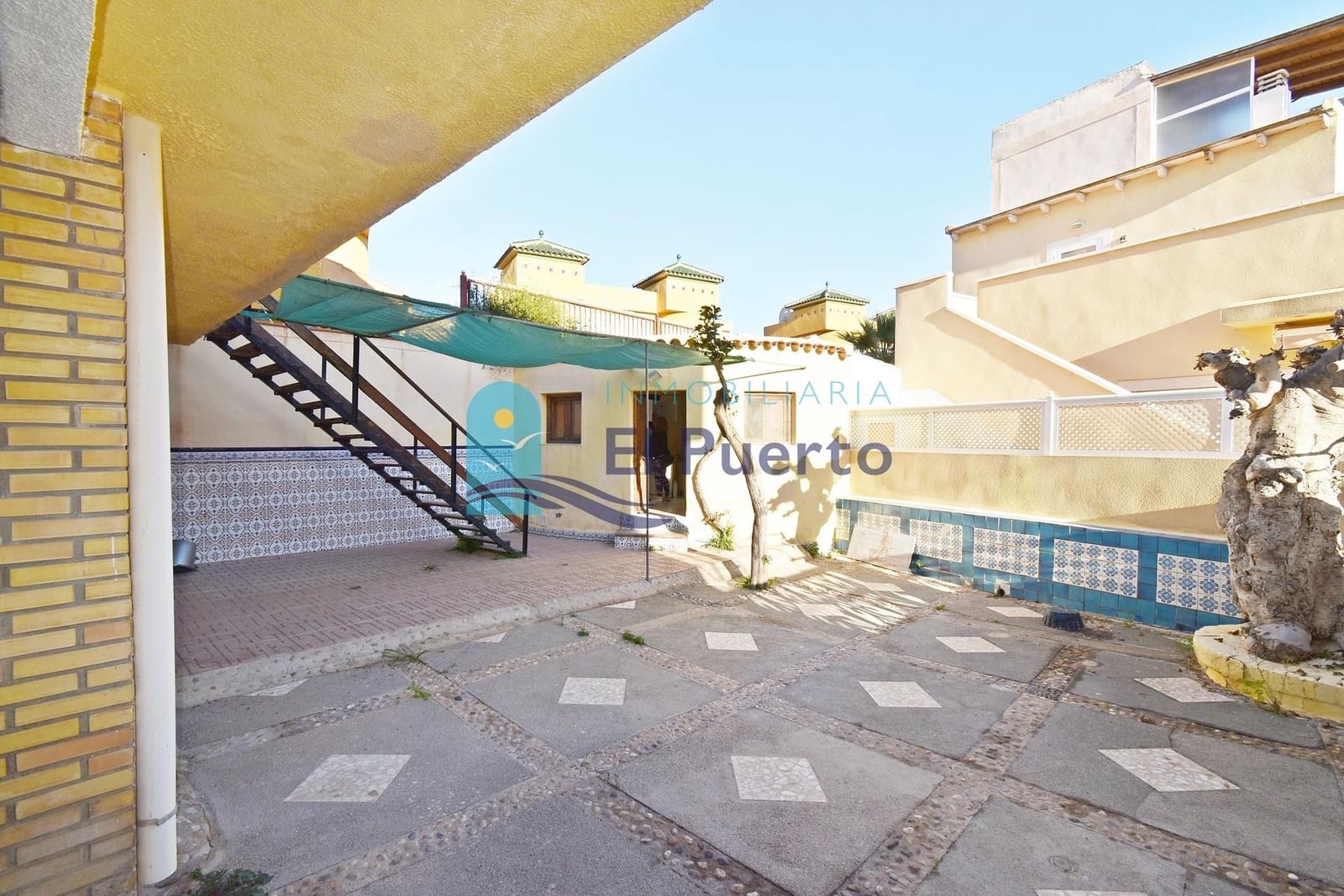 4 soveværelse Lejlighed til salg i Isla Plana - € 325.000 (Ref: 8017371)