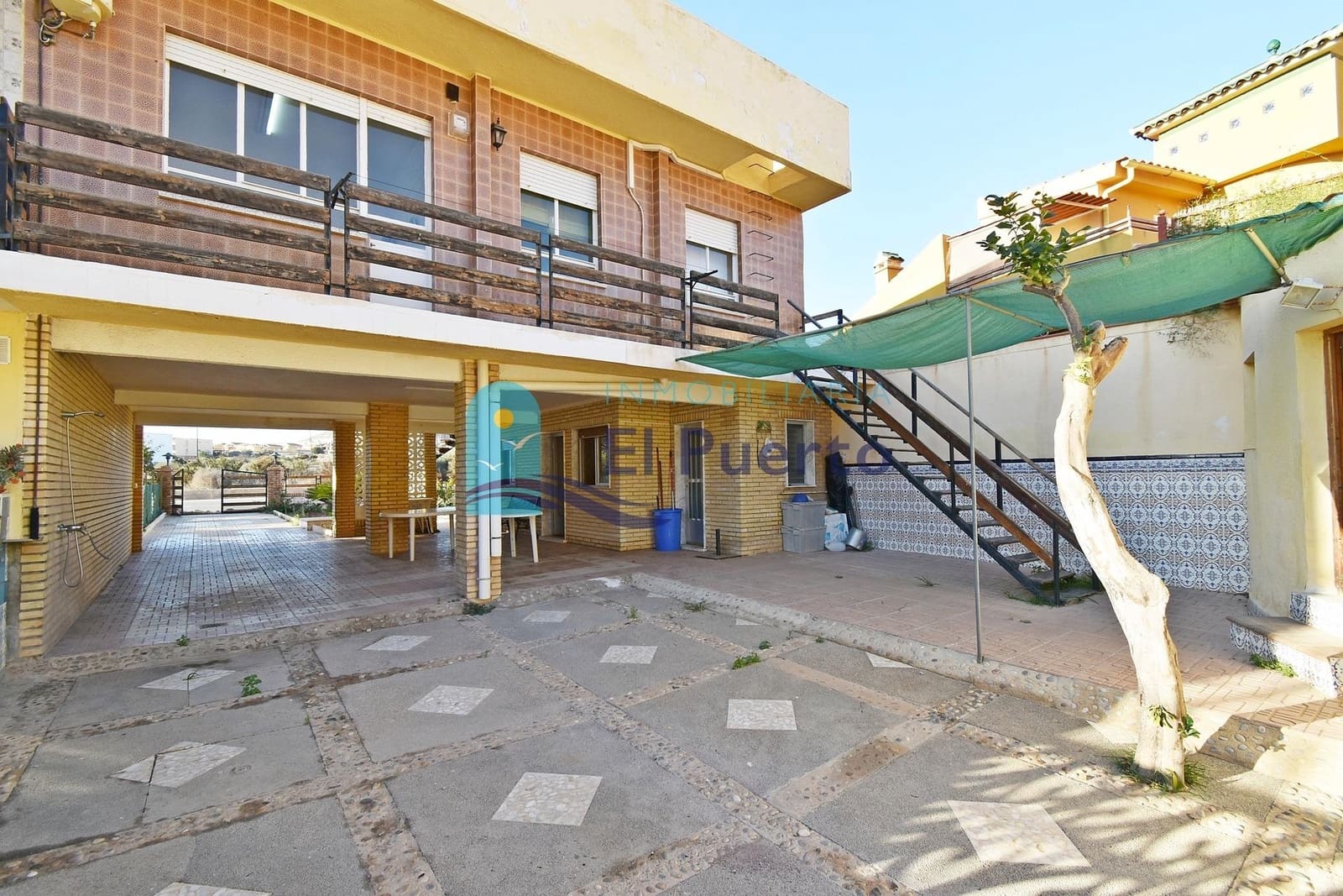 4 soveværelse Lejlighed til salg i Isla Plana - € 325.000 (Ref: 8017371)