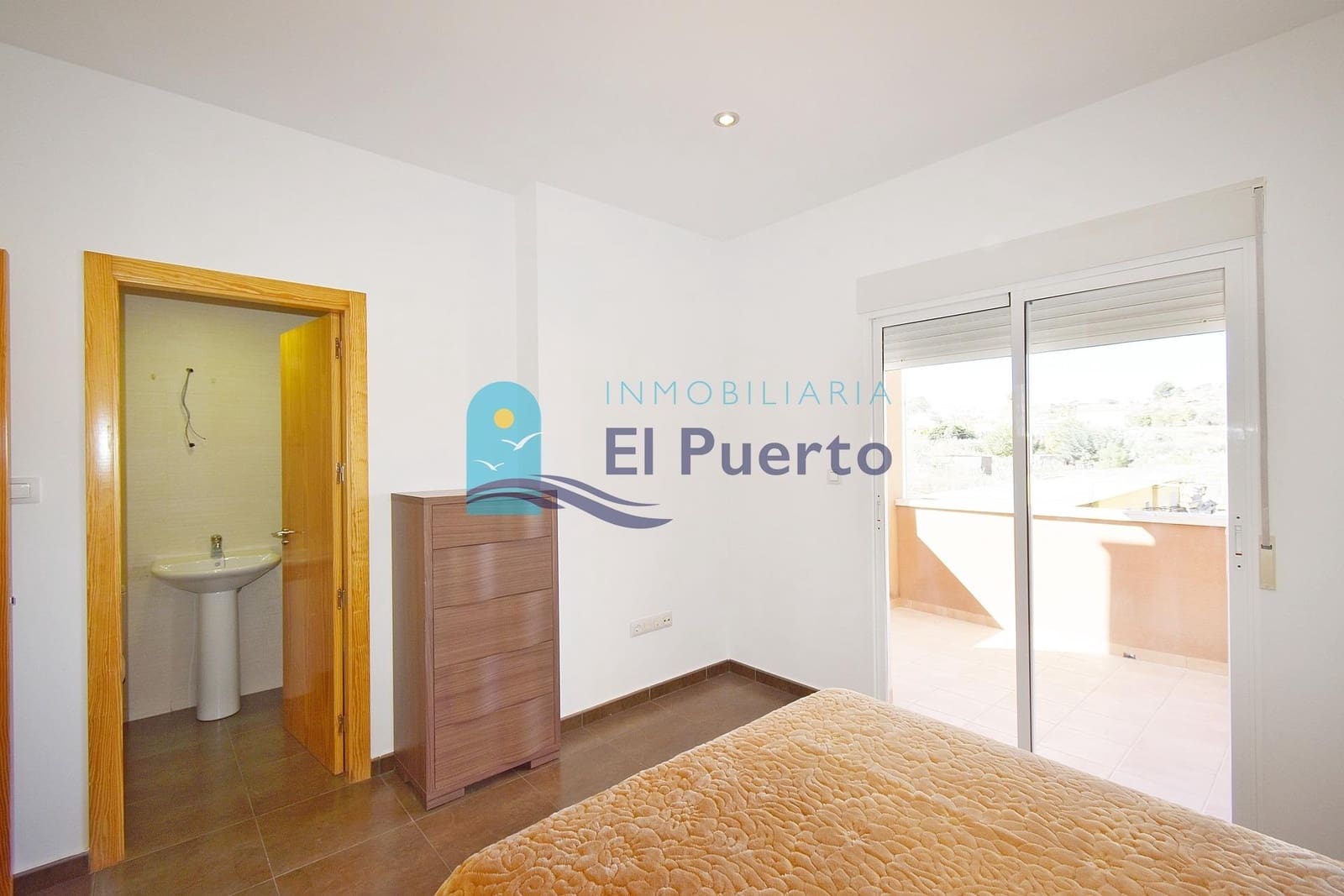 3 soveværelse Lejlighed til salg i El Pareton - € 155.000 (Ref: 8124196)