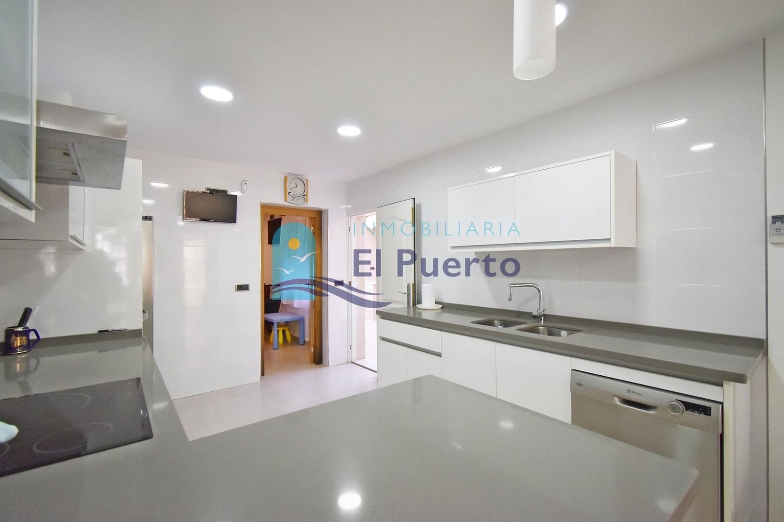 4 slaapkamer Appartement te koop in Puerto de Mazarron - € 279.900 (Ref: 8126243)