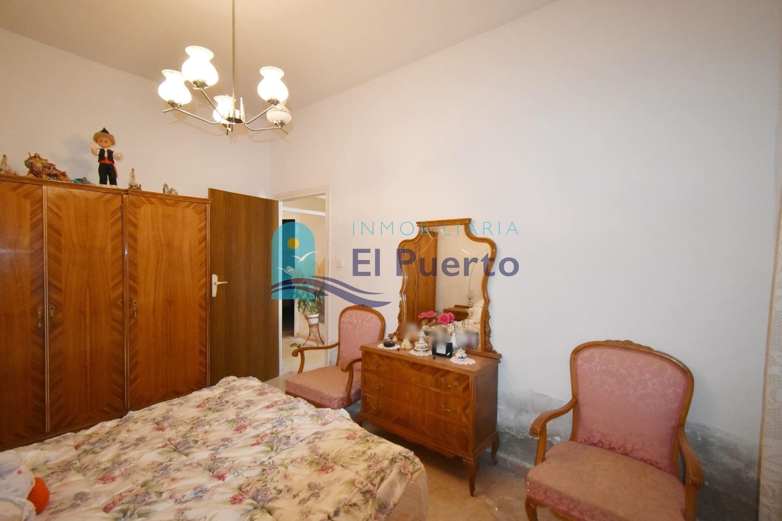 5 soveværelse Finca/Landehus til salg i Cuevas de Reyllo med swimmingpool - € 150.000 (Ref: 8423424)