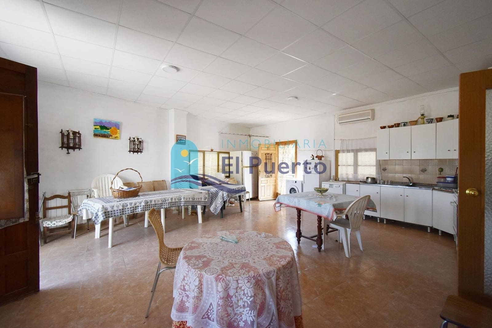 5 soveværelse Finca/Landehus til salg i Cuevas de Reyllo med swimmingpool - € 150.000 (Ref: 8423424)