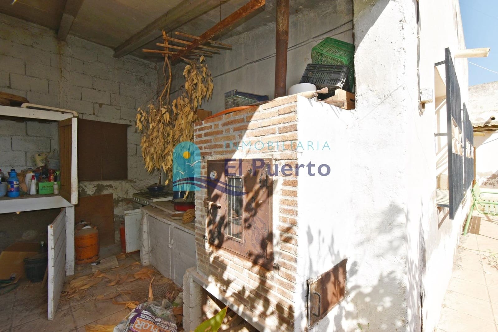 5 soveværelse Finca/Landehus til salg i Cuevas de Reyllo med swimmingpool - € 150.000 (Ref: 8423424)