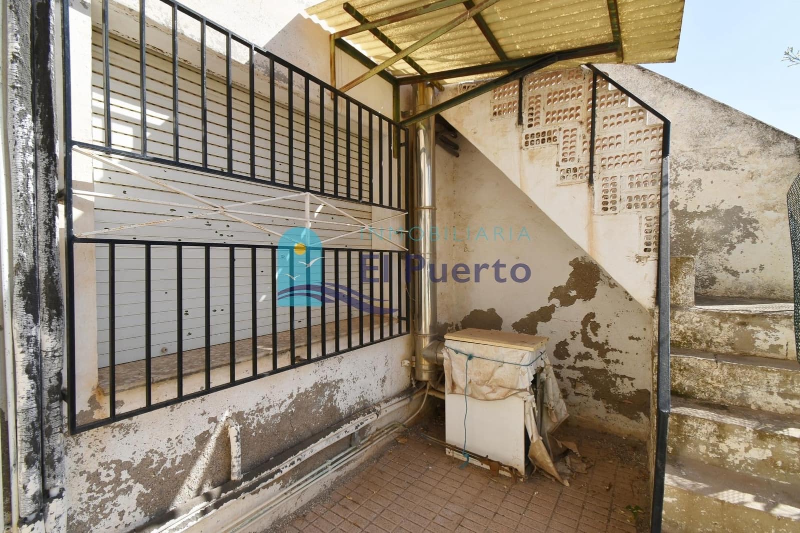 5 soveværelse Finca/Landehus til salg i Cuevas de Reyllo med swimmingpool - € 150.000 (Ref: 8423424)