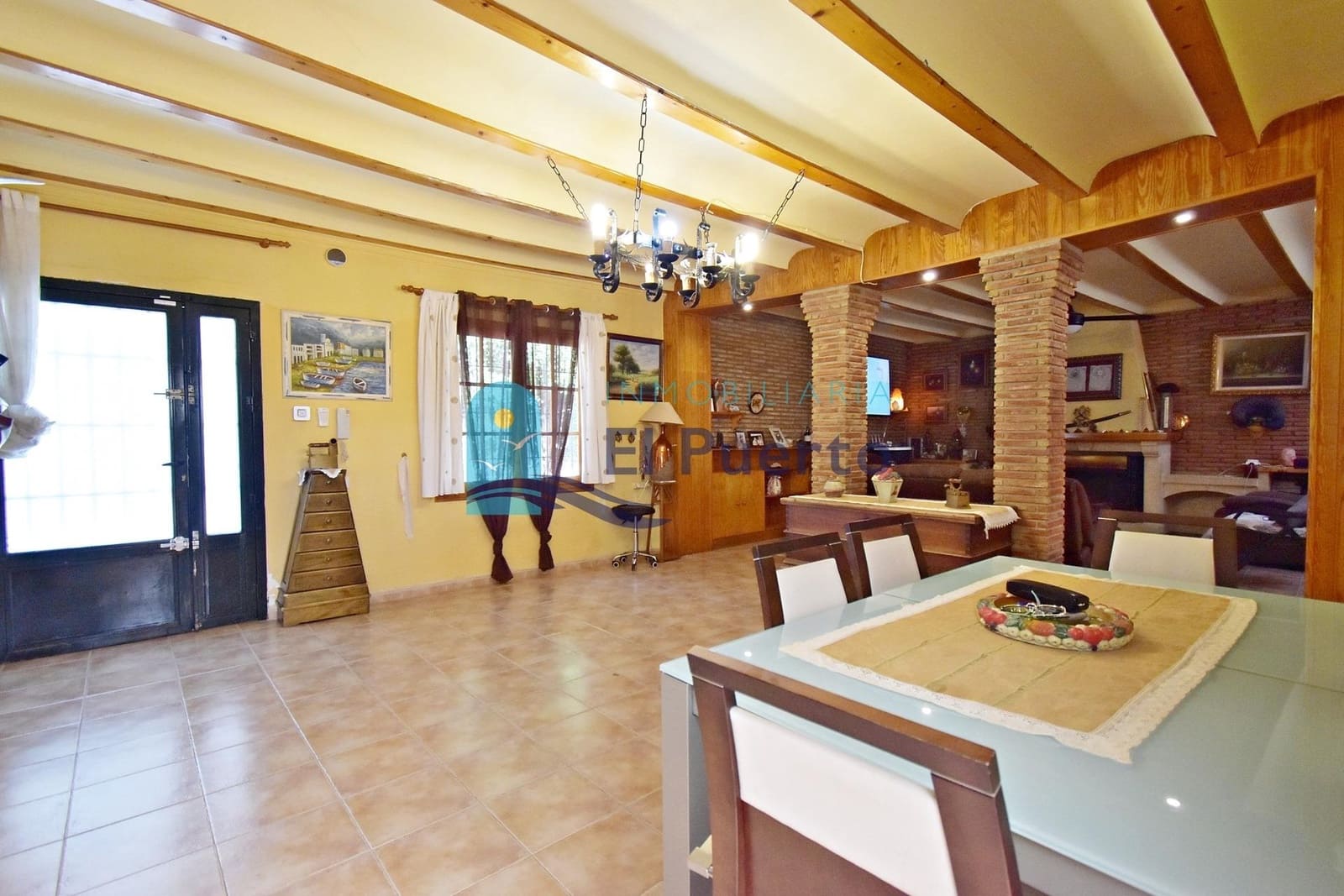 4 soveværelse Finca/Landehus til salg i Totana med swimmingpool garage - € 390.000 (Ref: 8434459)