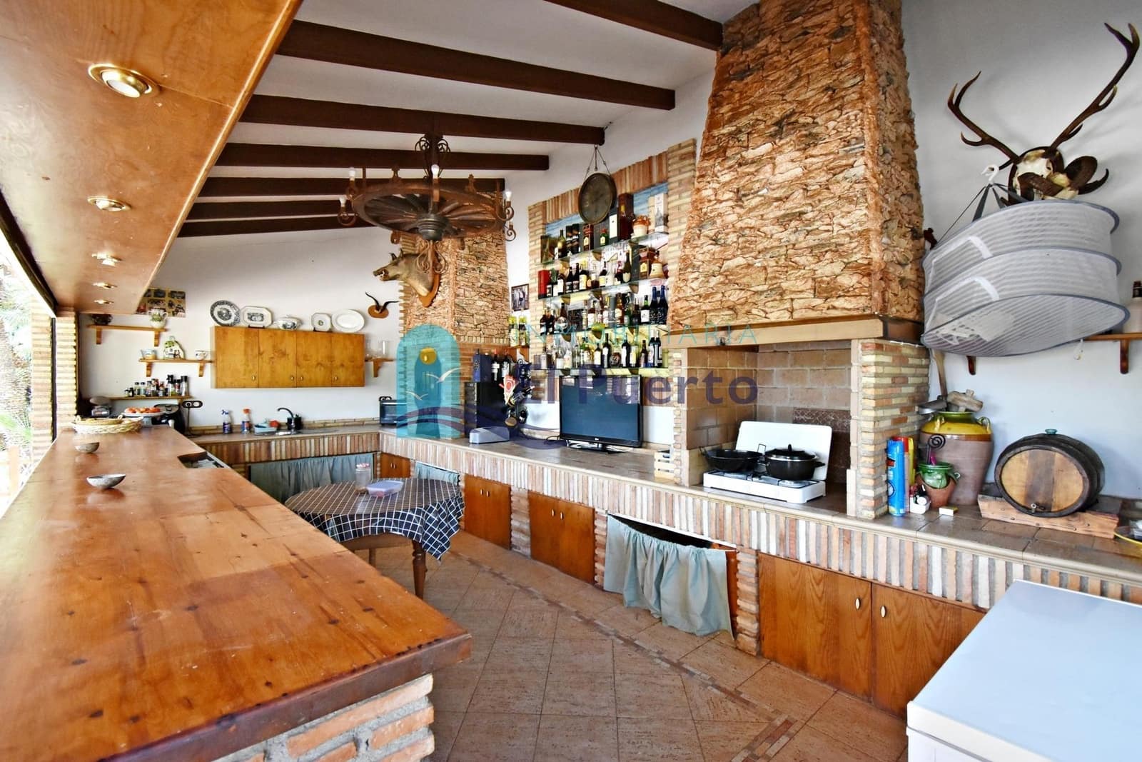 4 soveværelse Finca/Landehus til salg i Totana med swimmingpool garage - € 390.000 (Ref: 8434459)