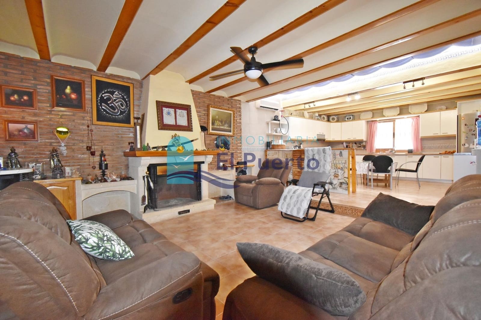 4 soveværelse Finca/Landehus til salg i Totana med swimmingpool garage - € 390.000 (Ref: 8434459)