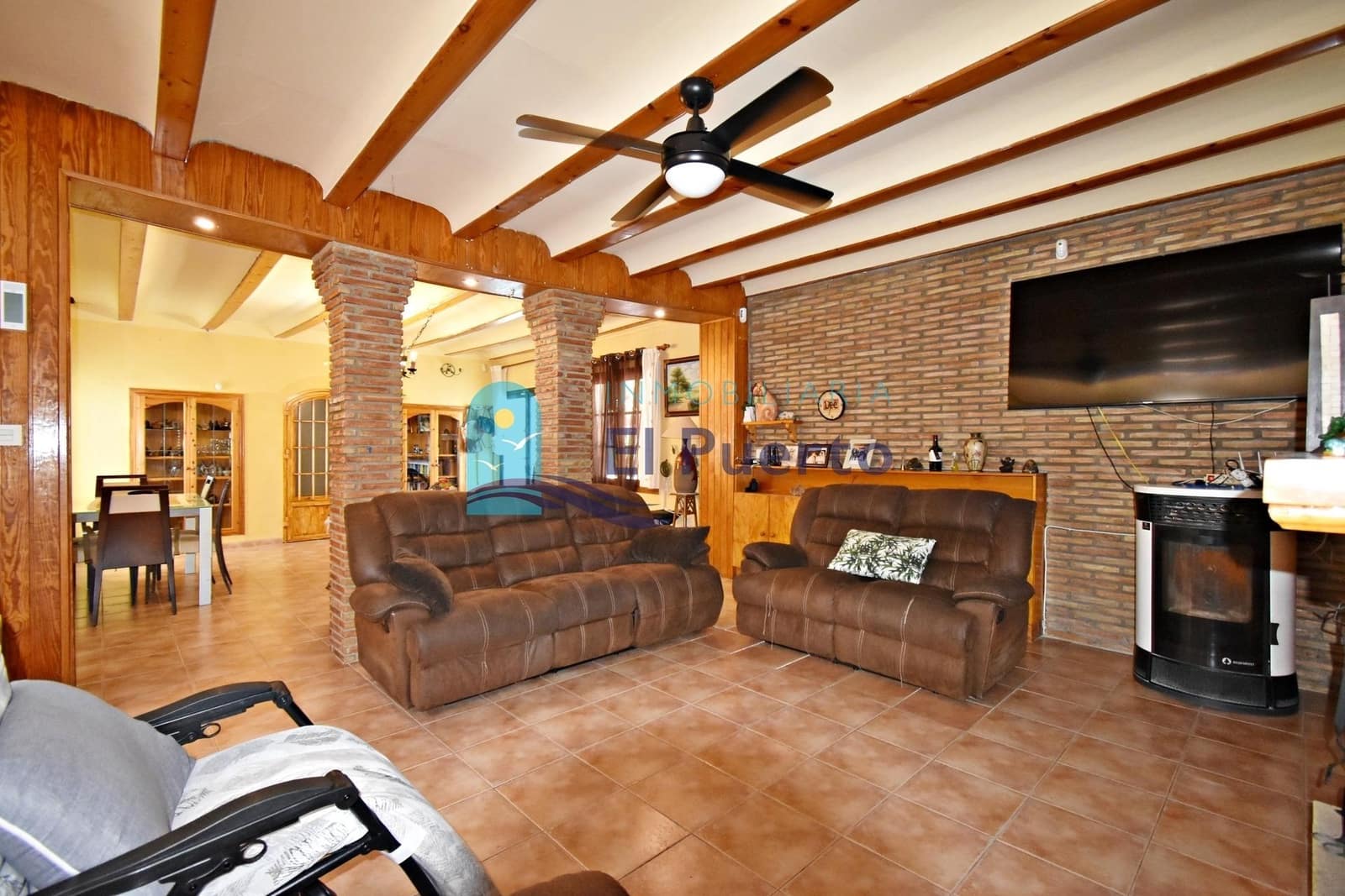 4 soveværelse Finca/Landehus til salg i Totana med swimmingpool garage - € 390.000 (Ref: 8434459)