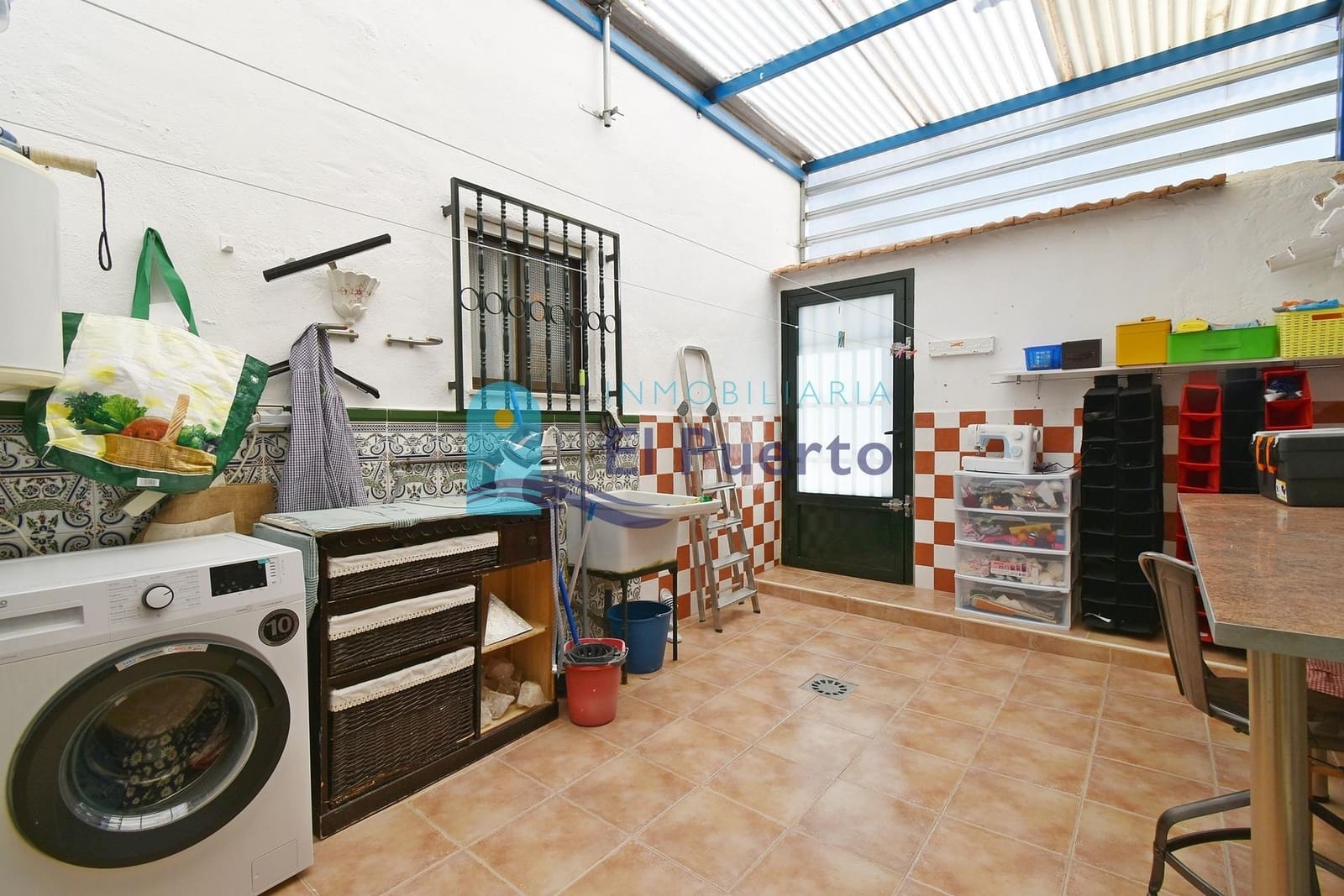 4 soveværelse Finca/Landehus til salg i Totana med swimmingpool garage - € 390.000 (Ref: 8434459)