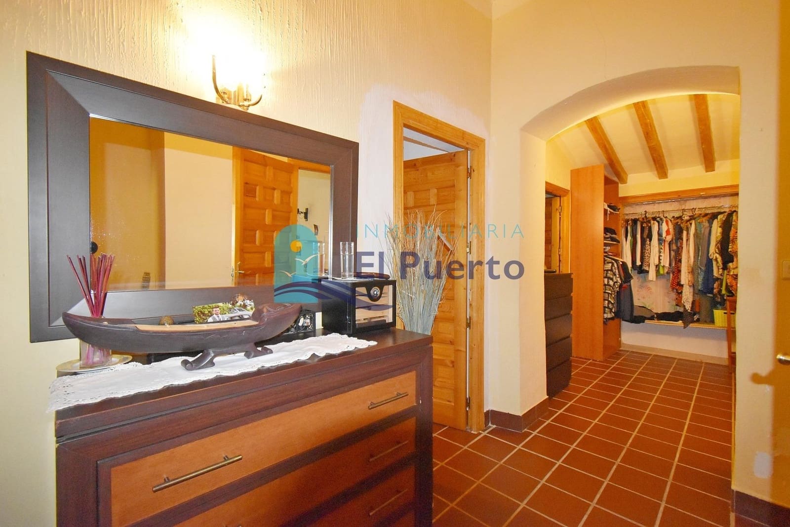 4 soveværelse Finca/Landehus til salg i Totana med swimmingpool garage - € 390.000 (Ref: 8434459)