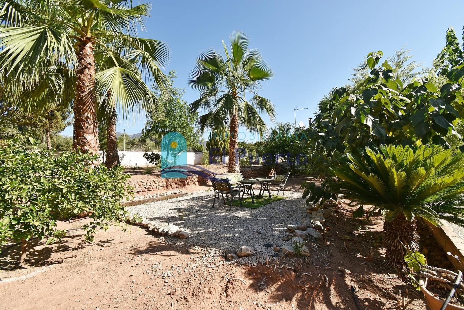 4 soveværelse Finca/Landehus til salg i Totana med swimmingpool garage - € 390.000 (Ref: 8434459)