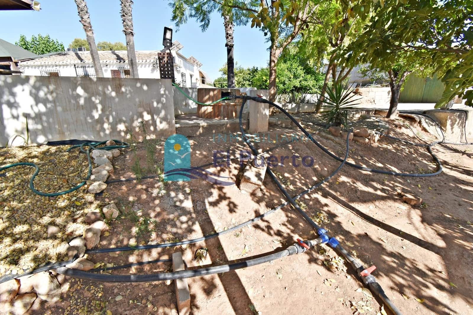 4 soveværelse Finca/Landehus til salg i Totana med swimmingpool garage - € 390.000 (Ref: 8434459)