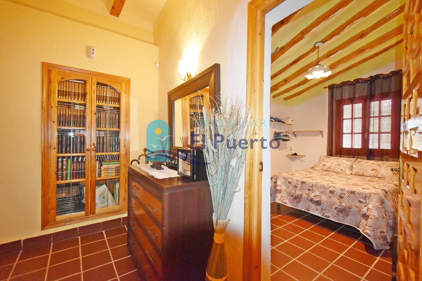 4 soveværelse Finca/Landehus til salg i Totana med swimmingpool garage - € 390.000 (Ref: 8434459)