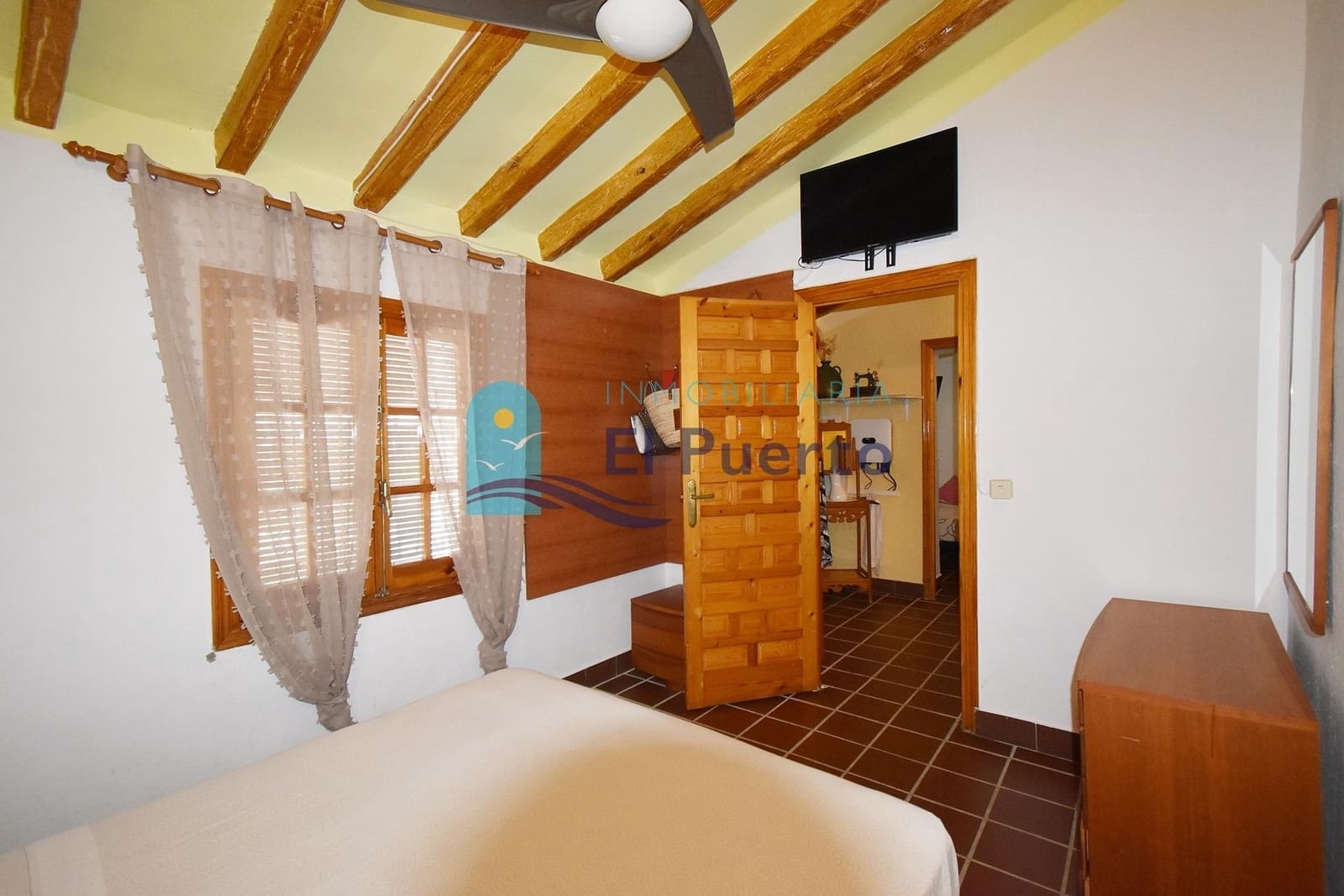 4 soveværelse Finca/Landehus til salg i Totana med swimmingpool garage - € 390.000 (Ref: 8434459)