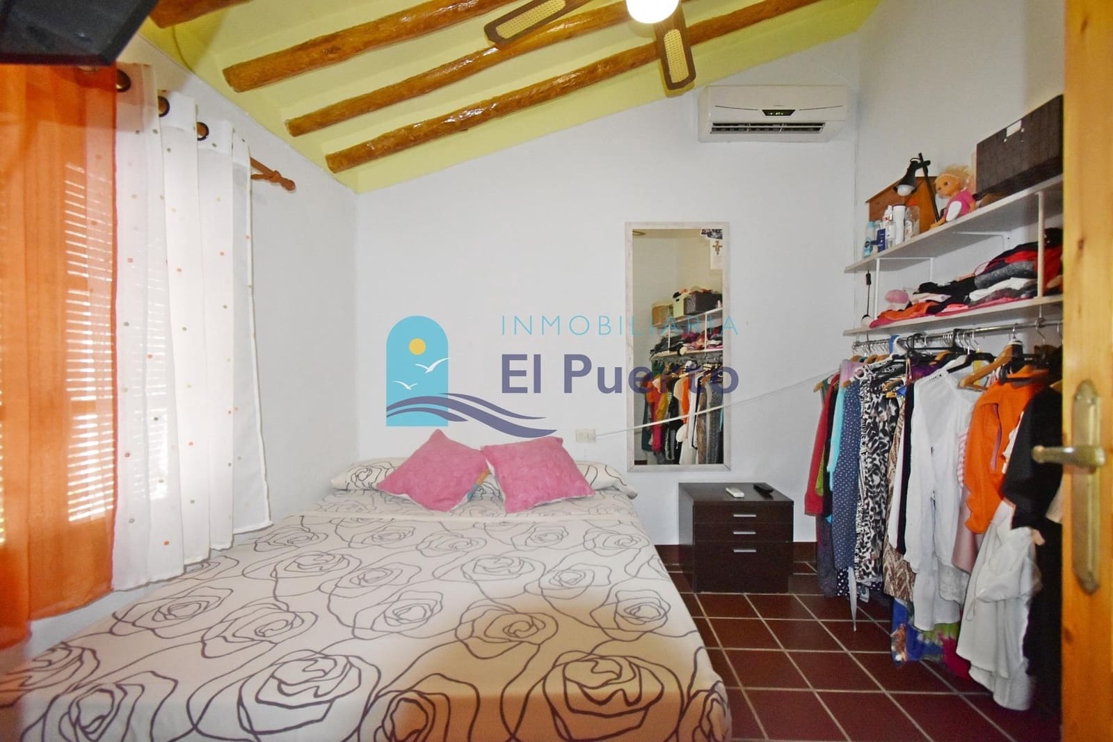 4 soveværelse Finca/Landehus til salg i Totana med swimmingpool garage - € 390.000 (Ref: 8434459)