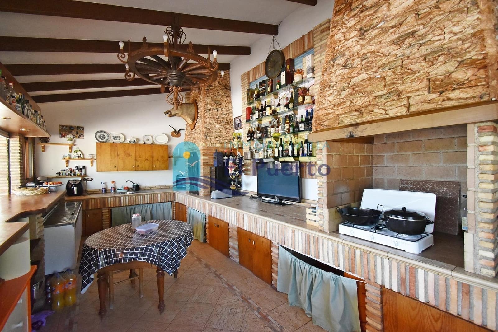 4 soveværelse Finca/Landehus til salg i Totana med swimmingpool garage - € 390.000 (Ref: 8434459)