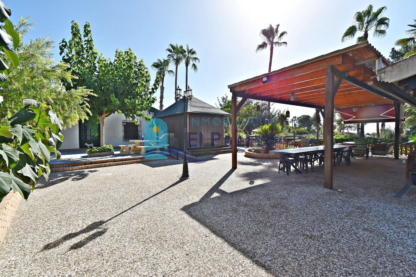 4 soveværelse Finca/Landehus til salg i Totana med swimmingpool garage - € 390.000 (Ref: 8434459)