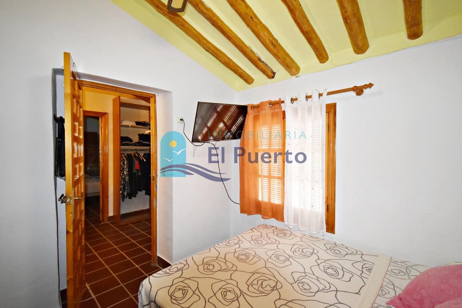 4 soveværelse Finca/Landehus til salg i Totana med swimmingpool garage - € 390.000 (Ref: 8434459)