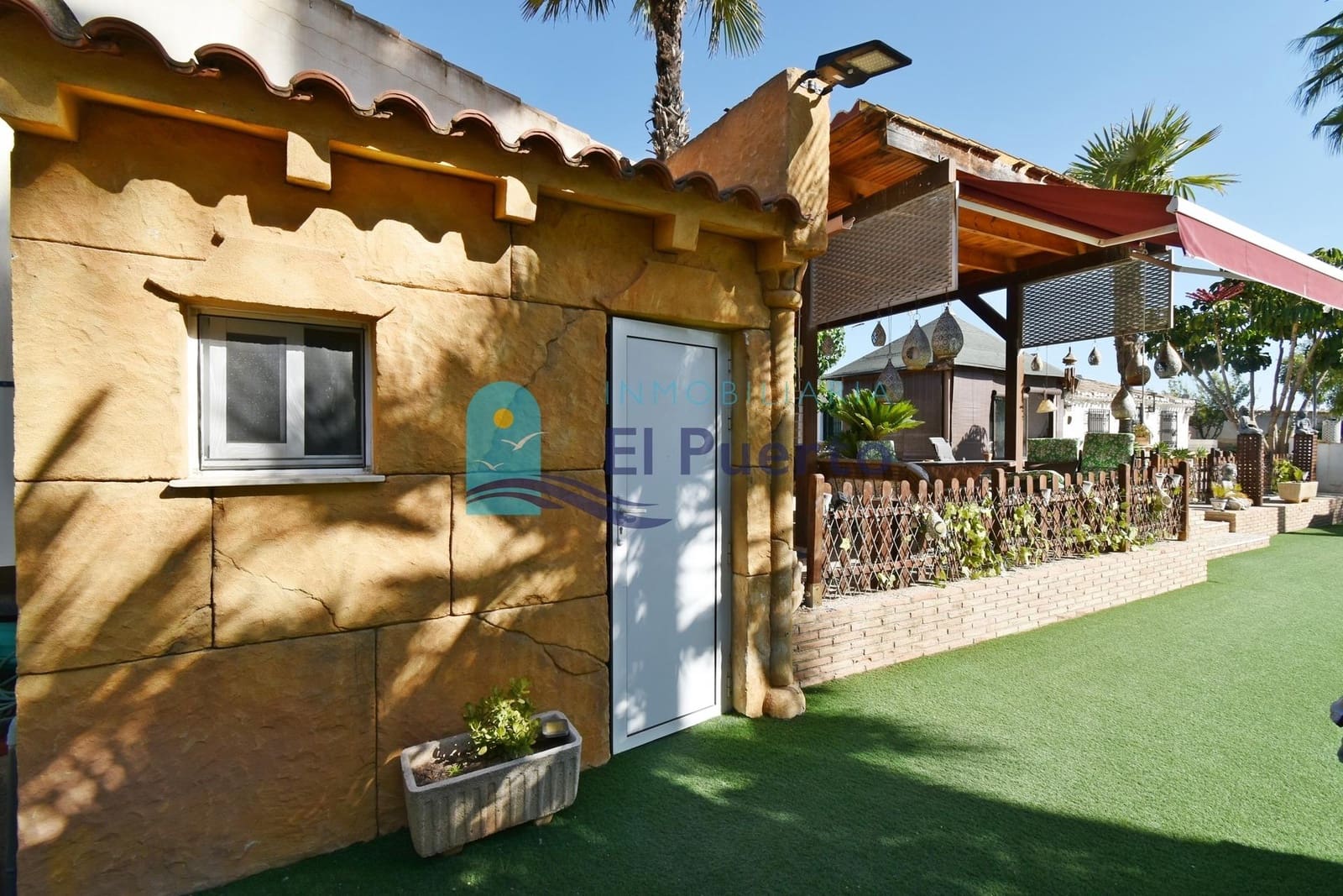 4 soveværelse Finca/Landehus til salg i Totana med swimmingpool garage - € 390.000 (Ref: 8434459)