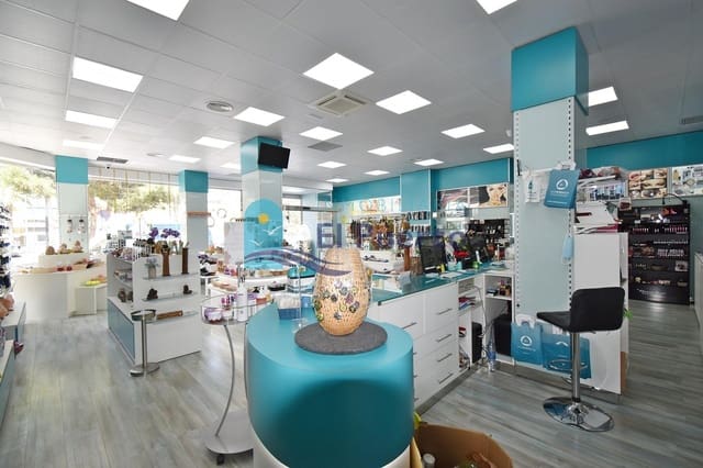 Commercieel te koop in Puerto de Mazarron, Mazarrón - € 190.000 (Ref: 8456905)