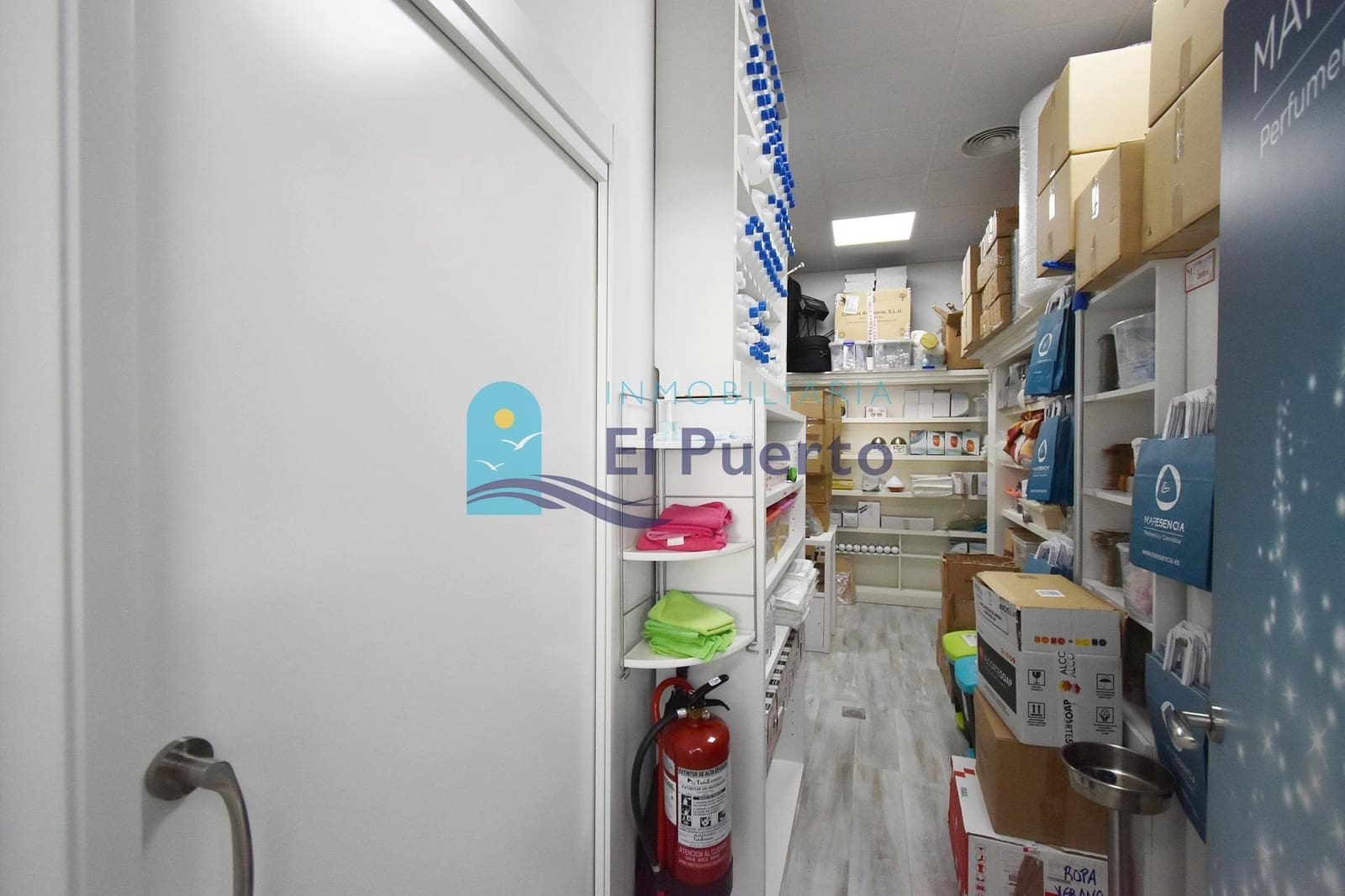 Local Commercial à vendre à Puerto de Mazarron - 190 000 € (Ref: 8456905)