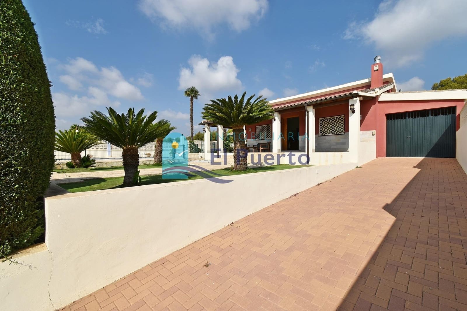 3 soveværelse Finca/Landehus til salg i Totana med swimmingpool garage - € 636.900 (Ref: 8559676)