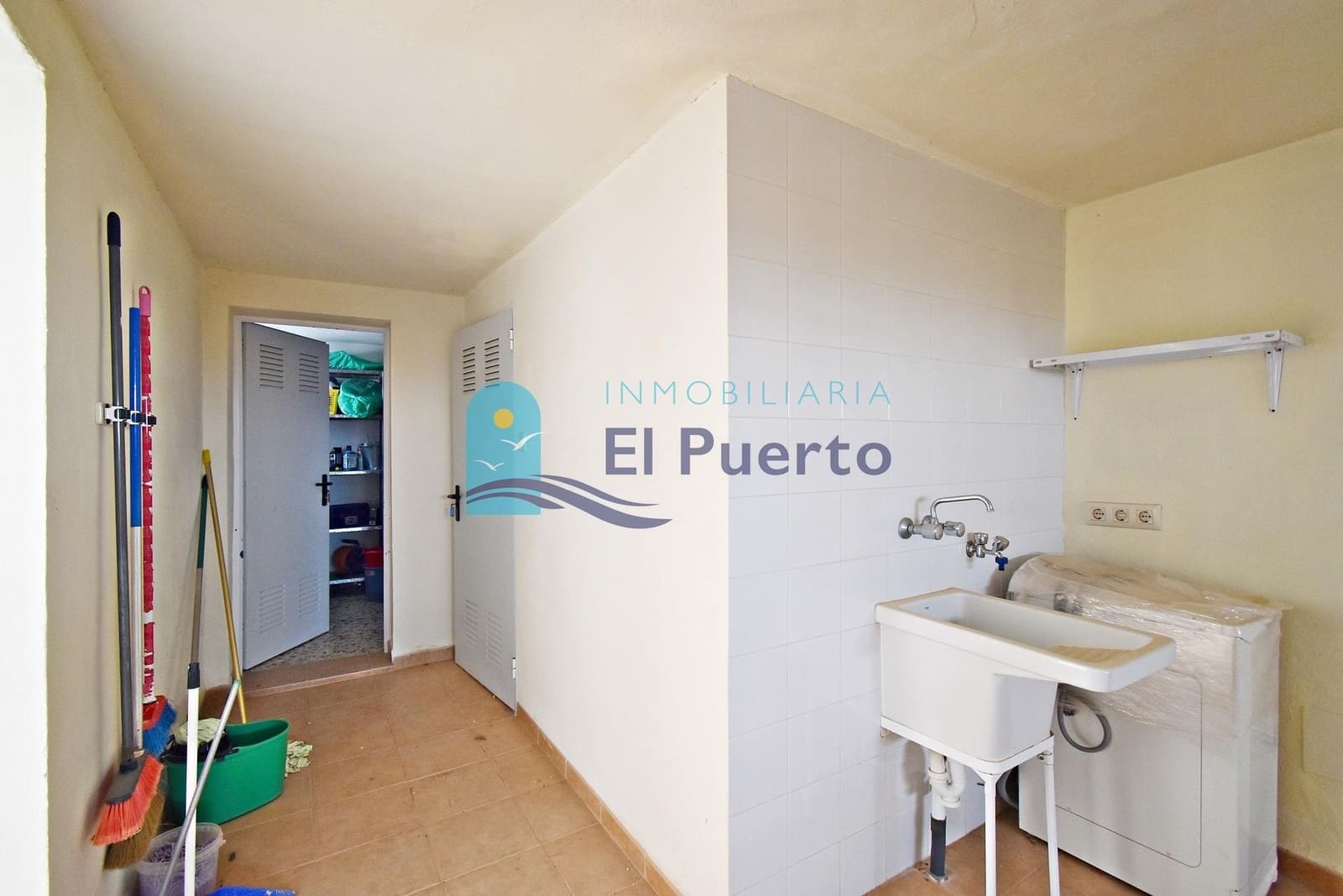 3 soveværelse Finca/Landehus til salg i Totana med swimmingpool garage - € 636.900 (Ref: 8559676)