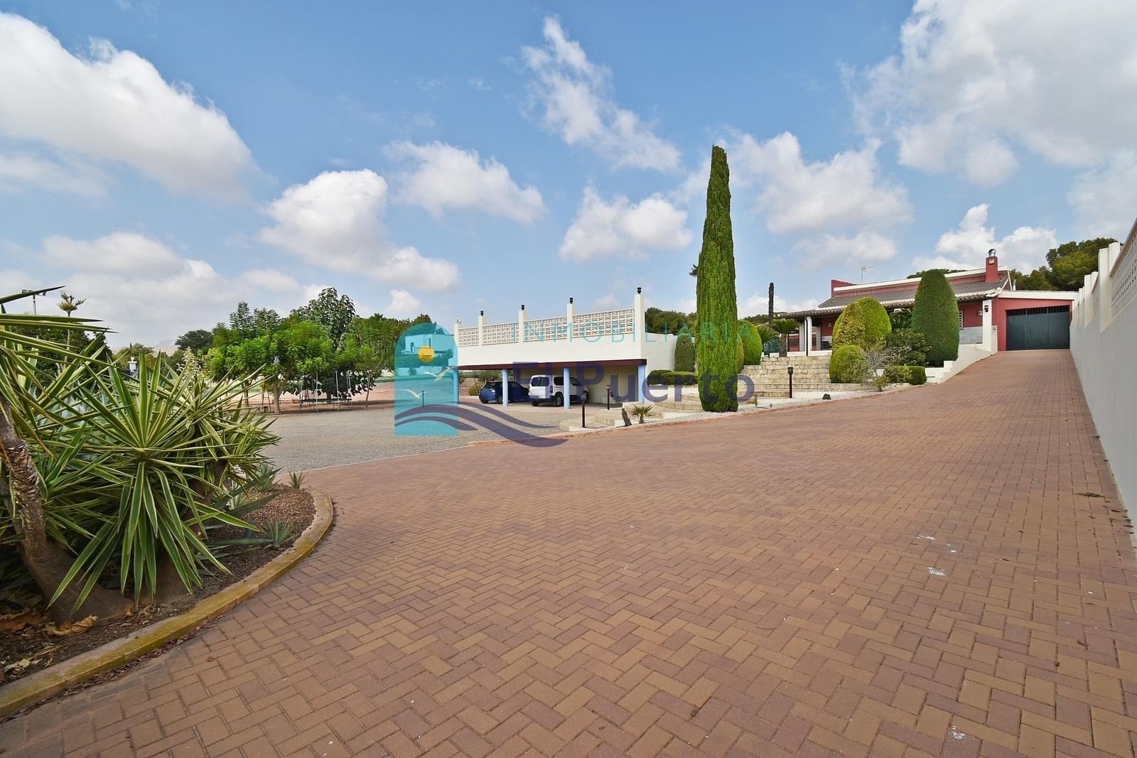 3 soveværelse Finca/Landehus til salg i Totana med swimmingpool garage - € 636.900 (Ref: 8559676)