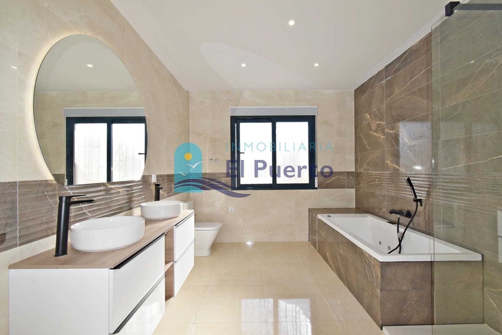 4 chambre Villa/Maison à vendre à Bolnuevo avec piscine garage - 1 500 000 € (Ref: 8564912)