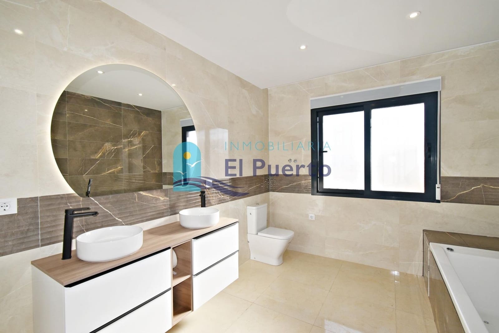 4 chambre Villa/Maison à vendre à Bolnuevo avec piscine garage - 1 500 000 € (Ref: 8564912)