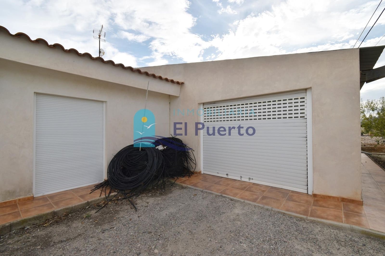 6 sypialnia Finka/Dom wiejski na sprzedaż w Leiva z basenem - 600 000 € (Ref: 8576665)