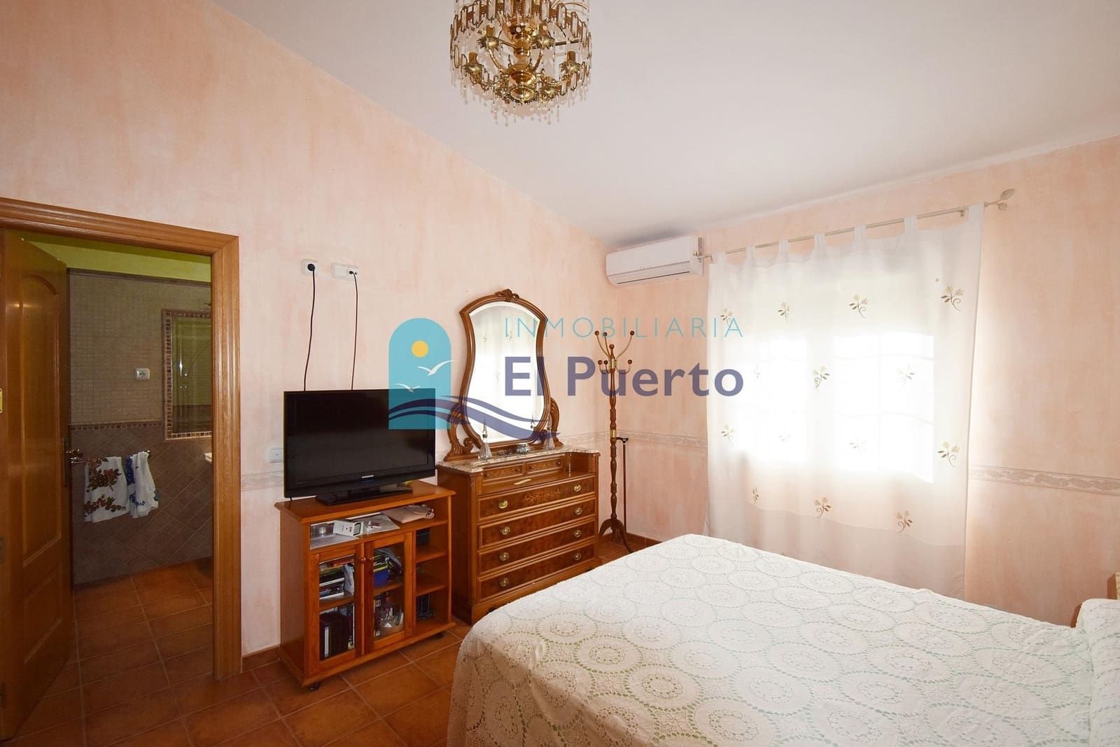 6 sypialnia Finka/Dom wiejski na sprzedaż w Leiva z basenem - 600 000 € (Ref: 8576665)