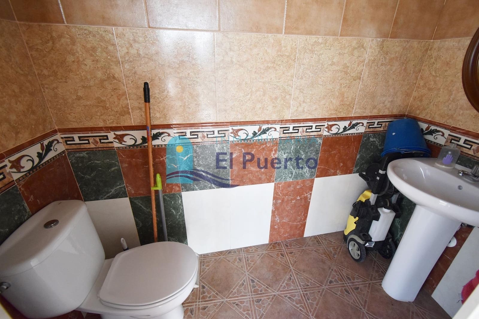 6 sypialnia Finka/Dom wiejski na sprzedaż w Leiva z basenem - 600 000 € (Ref: 8576665)