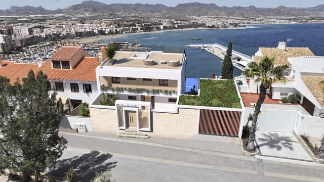 Chalet de 6 habitaciones en Puerto de Mazarron, Mazarrón en venta con piscina - 1.700.000 € (Ref: 8579864)