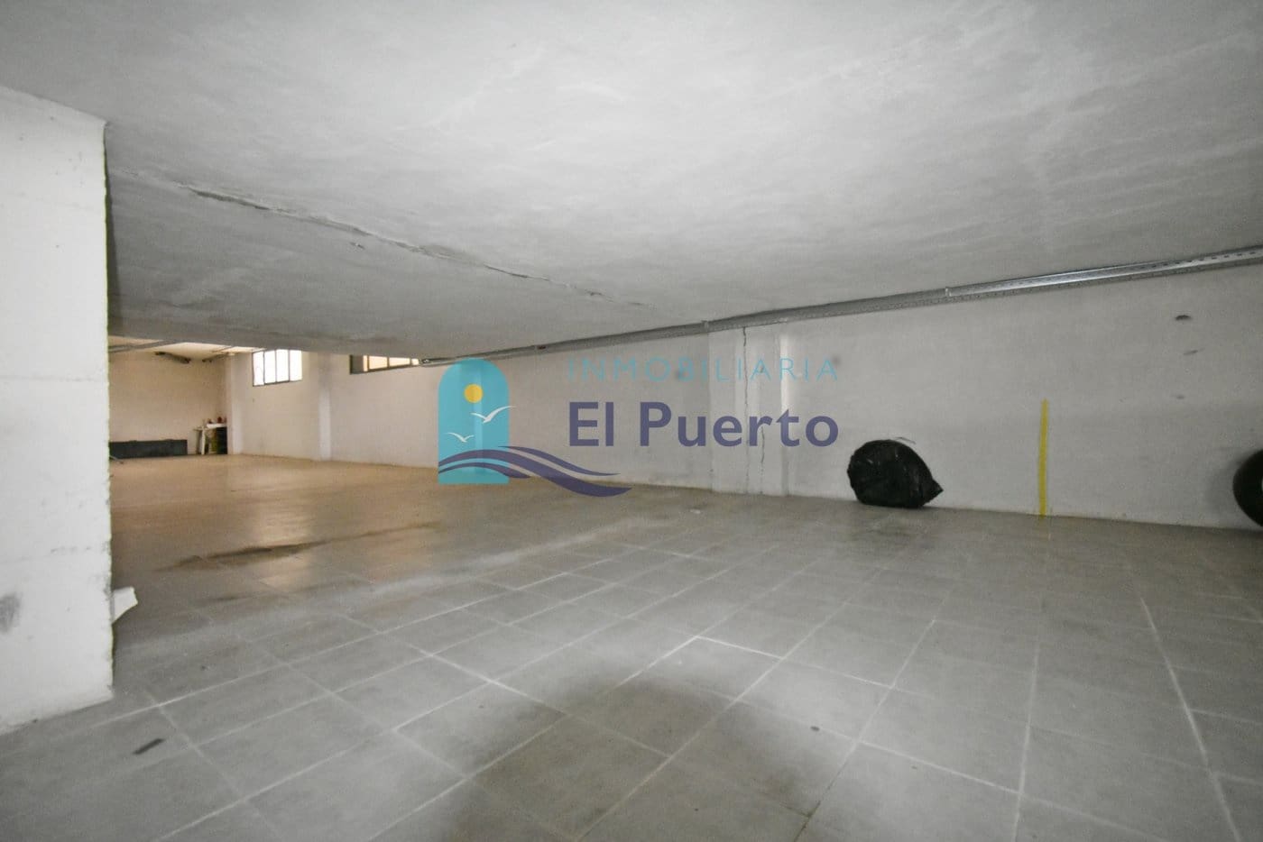 Garage te koop in Puerto de Mazarron - € 22.000 (Ref: 8662775)