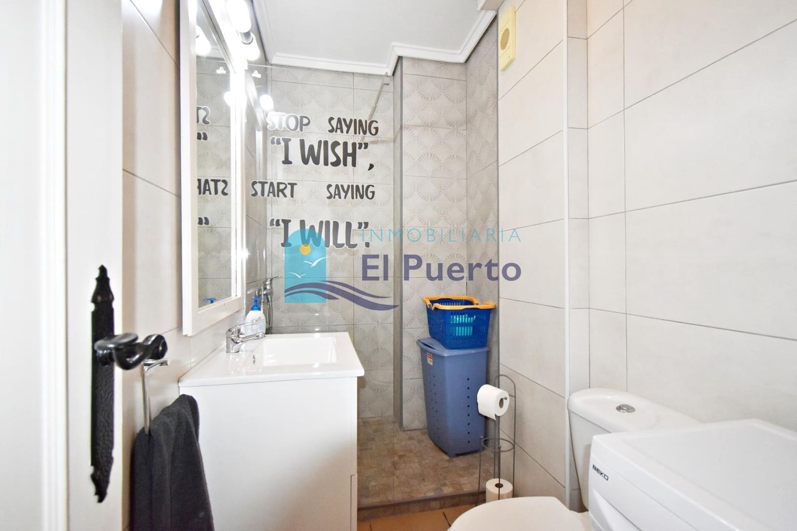 1 soverom Penthouse til salgs i Puerto de Mazarron med svømmebasseng - € 145 000 (Ref: 8708126)