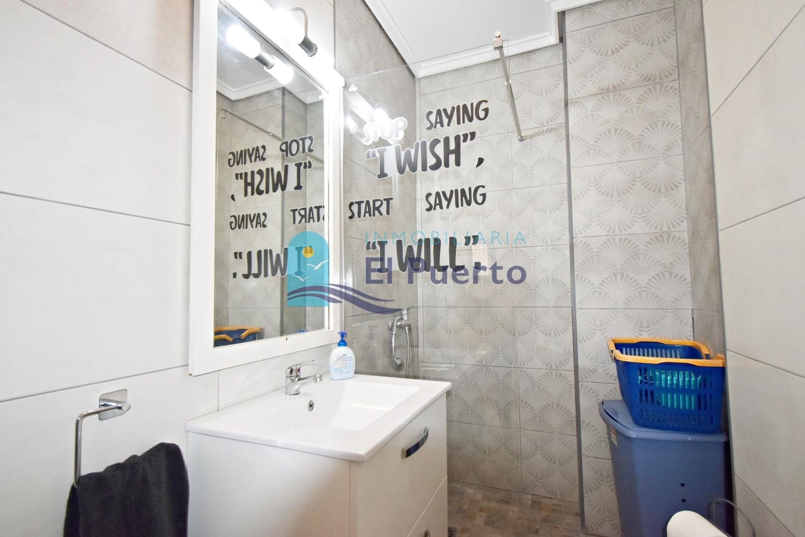 1 soverom Penthouse til salgs i Puerto de Mazarron med svømmebasseng - € 145 000 (Ref: 8708126)