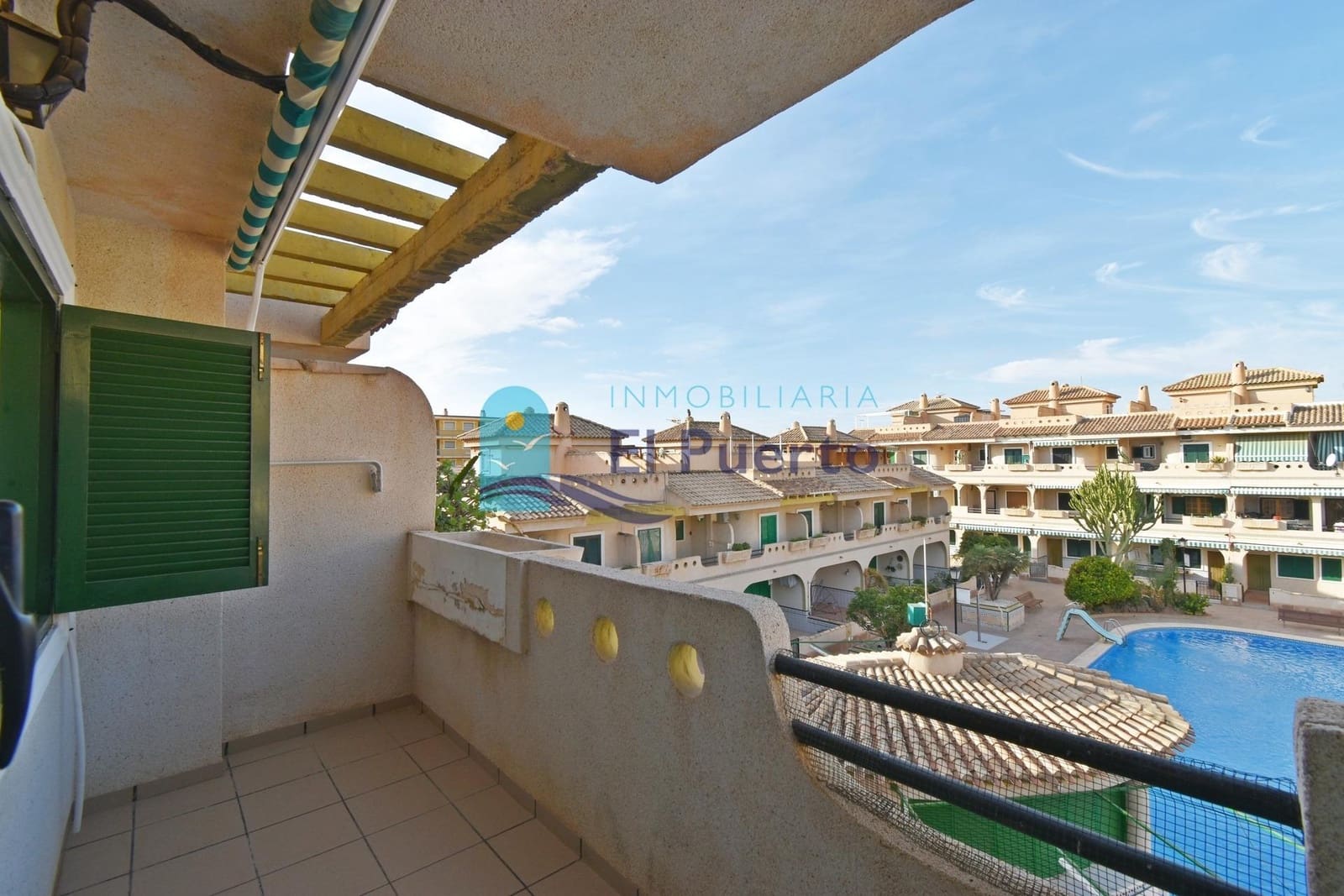1 soverom Penthouse til salgs i Puerto de Mazarron med svømmebasseng - € 145 000 (Ref: 8708126)