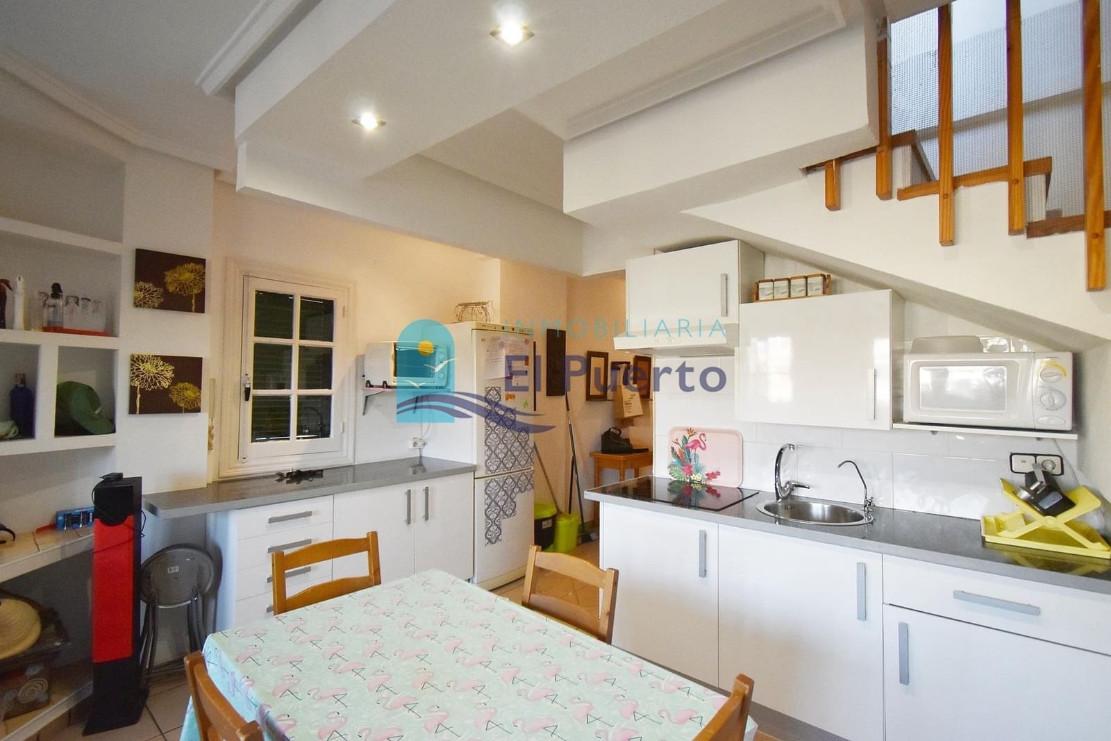 1 soverom Penthouse til salgs i Puerto de Mazarron med svømmebasseng - € 145 000 (Ref: 8708126)