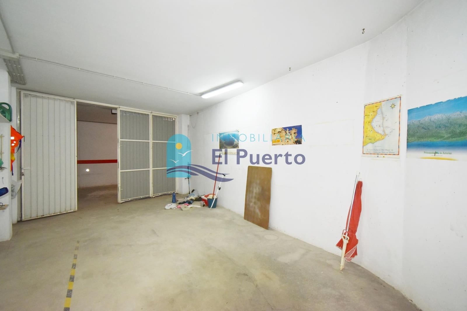 Garage til salg i Mazarron - € 30.000 (Ref: 8722308)