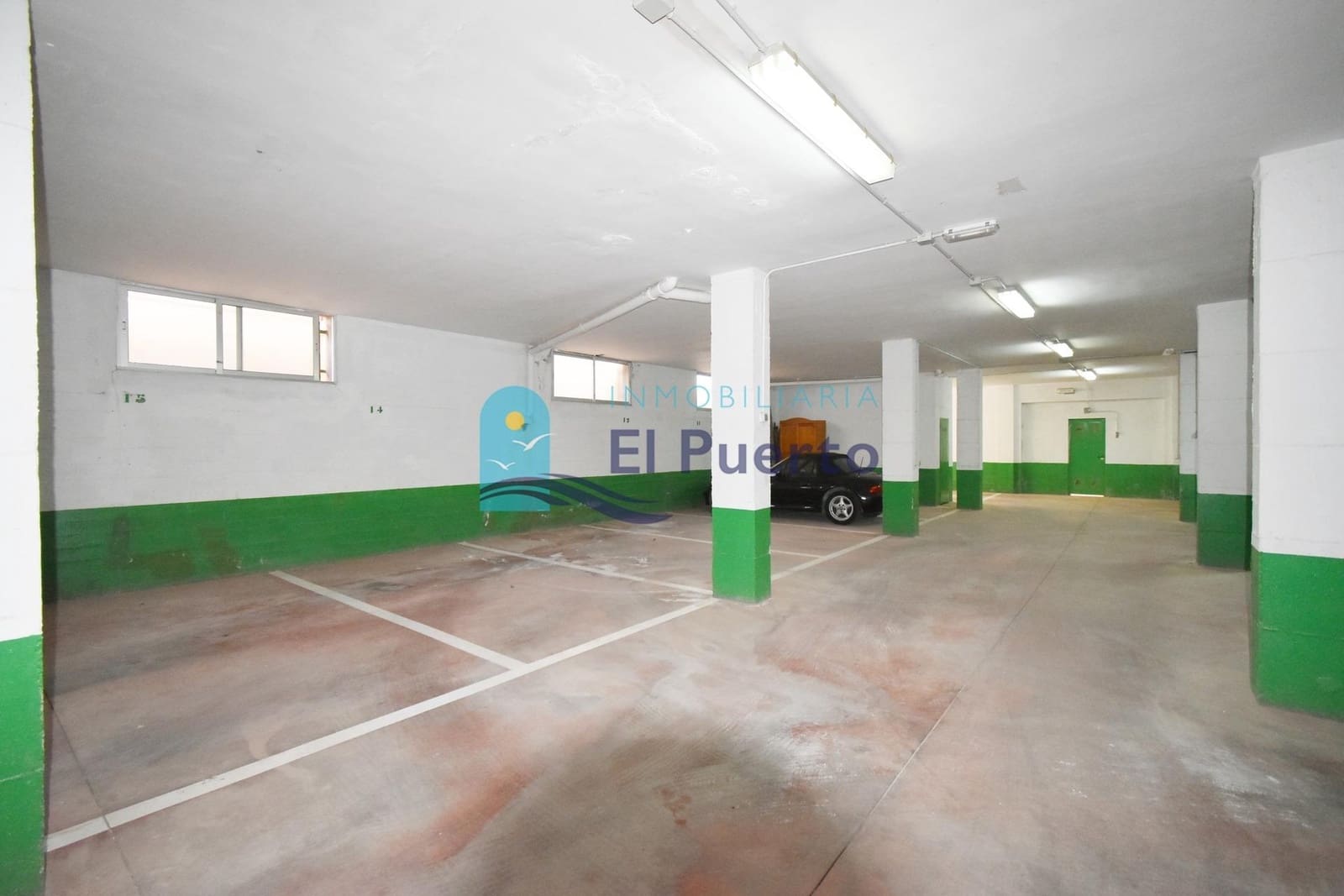 Garage te koop in Puerto de Mazarron - € 24.000 (Ref: 8729773)