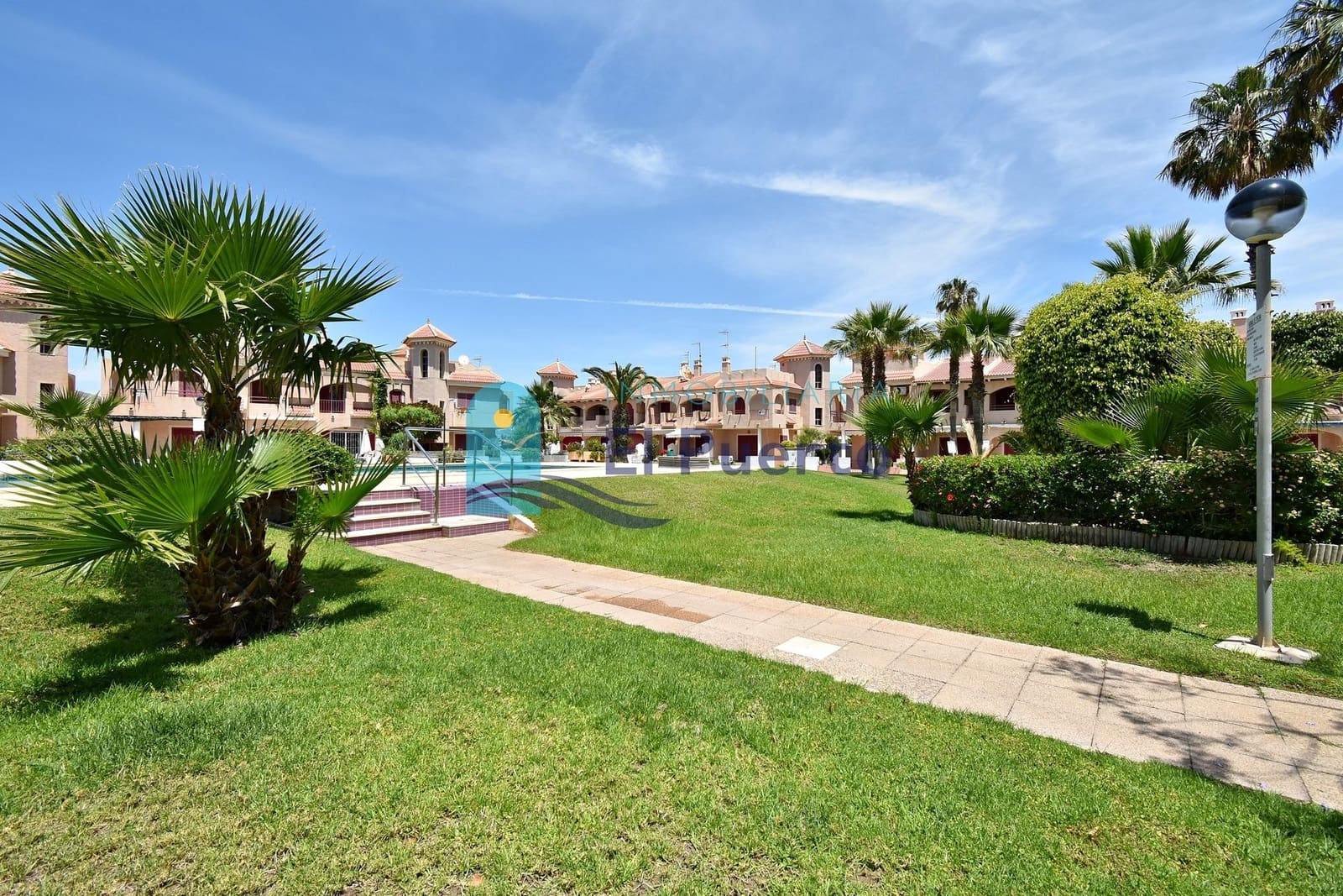 2 slaapkamer Appartement te koop in Puerto de Mazarron met zwembad - € 248.995 (Ref: 8778549)