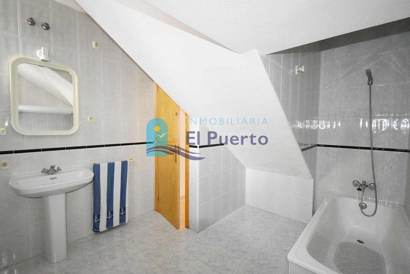 3 makuuhuone Huoneisto myytävänä paikassa Puerto de Mazarron - 134 900 € (Ref: 8789579)