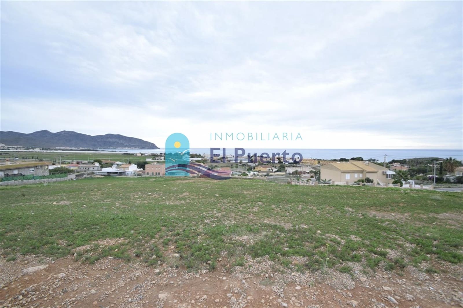 Teren niezagospodarowany na sprzedaż w Isla Plana - 157 000 € (Ref: 8954452)